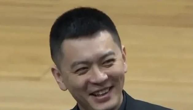 《阳光女子合唱团》曝片段 陈意涵哭红双眼2941人看过 《天才游戏》曝正片片段 彭昱畅丁禹兮极限拉扯2880人看过 电影剧本《危机妙算》斩获大奖 作者畅谈创作体3175人看过 《迈克尔·杰克逊》4.24上映 聚焦天王蜕变历程3261人看过 新闻首页 电影新闻首页 明星新闻 华语 好莱坞 《植物学家》北京首映 戴锦华周一围李少红盛赞 4月9日，金鸡报晓首映计划启动仪式暨电影《植物学家》全国首映礼在北京举行。